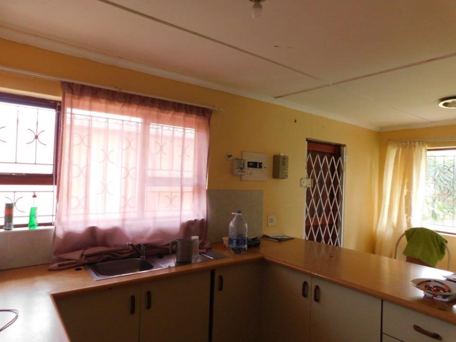 3 Bedroom Property for Sale in Sunnyridge Eastern Cape